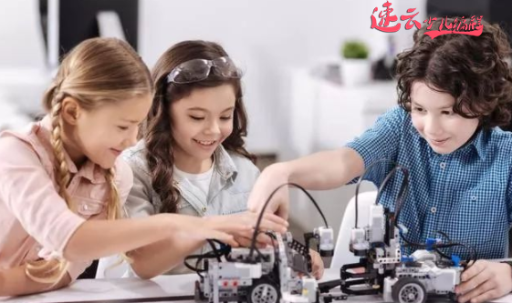 山东机器人编程：现在让孩子学习编程，为时还不晚！~济南机器人编程~机器人编程(图4)